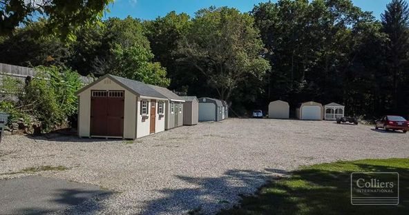 Great Location And Great Business And Living Opportunity: 159 Hartford Rd, Brooklyn, CT 06234
